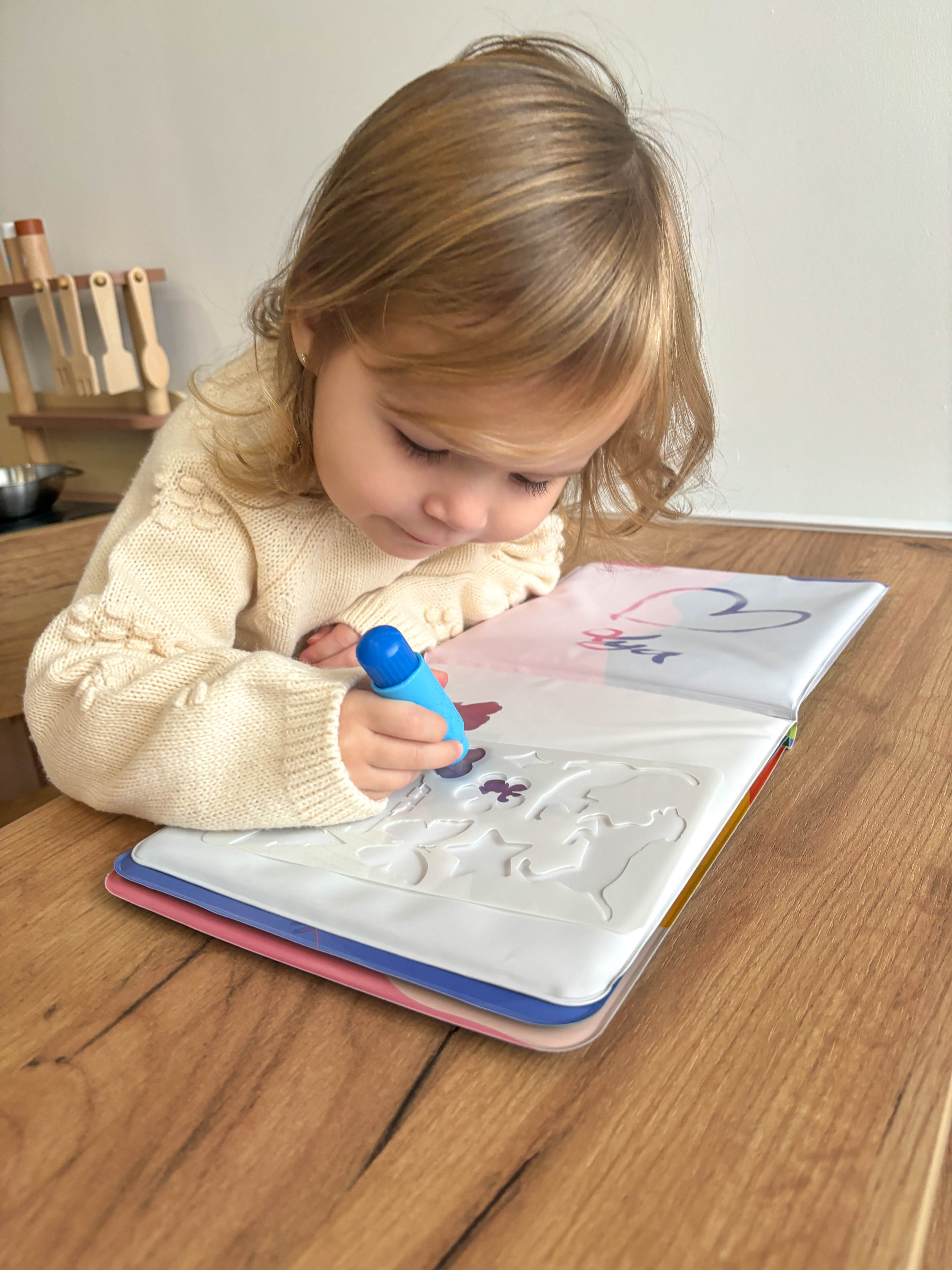 Livre Magique à l’Eau – Coloriage Réutilisable